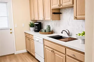 11311 Tampa Ave, Porter Ranch, CA 91326 - Photo 10