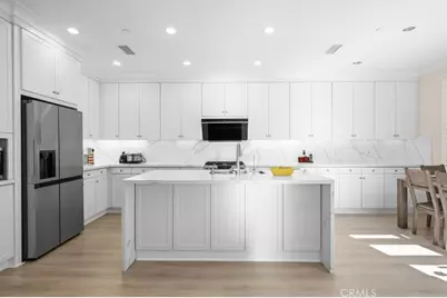 107 Overbrook, Irvine, CA 92620 - Photo 6