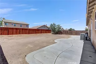13584 Kitty Hawk, Victorville, CA 92392 - Photo 22