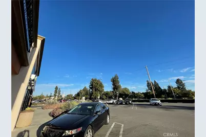 909 W Foothill Boulevard, Claremont, CA 91711 - Photo 4