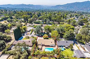 2349 Rockdell St, La Crescenta, CA 91214 - Photo 68
