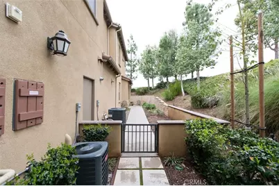 965 Sweetbriar Lane #A, Azusa, CA 91702 - Photo 4