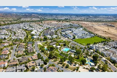 111 Episode, Irvine, CA 92618 - Photo 6