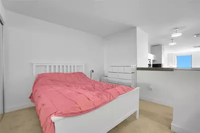 3810 Wilshire Boulevard #1009, Los Angeles, CA 90010 - Photo 14