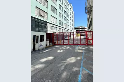 420 S San Pedro Street #405, Los Angeles, CA 90013 - Photo 24