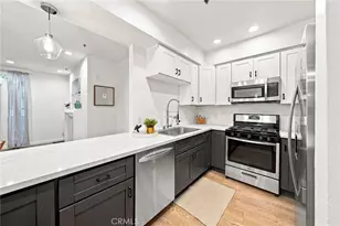2222 N Beachwood Dr, Los Angeles, CA 90068 - Photo 8