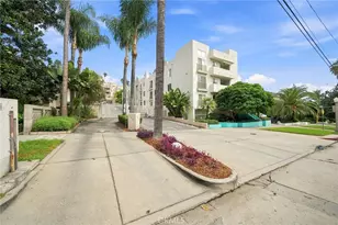 2222 N Beachwood Dr, Los Angeles, CA 90068 - Photo 36