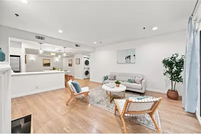 2222 N Beachwood Drive #105, Los Angeles, CA 90068 - Photo 2