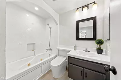 2222 N Beachwood Drive #105, Los Angeles, CA 90068 - Photo 22