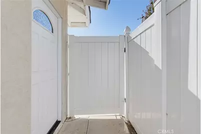 19832 Acre Street, Northridge, CA 91324 - Photo 30