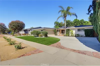 19832 Acre Street, Northridge, CA 91324 - Photo 2
