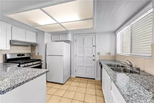 116 W Maple, Glendale, CA 91204 - Photo 6
