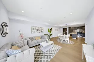 2939 Leeward, Los Angeles, CA 90005 - Photo 30