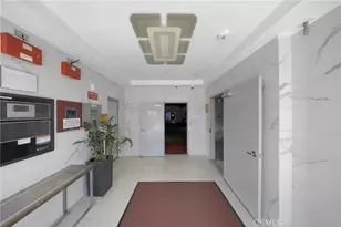 2939 Leeward, Los Angeles, CA 90005 - Photo 24