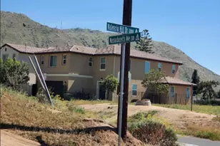 3000 Valencia Hill Dr, Riverside, CA 92507 - Photo 1