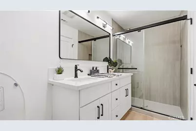 1746 W 38th Place, Los Angeles, CA 90062 - Photo 24