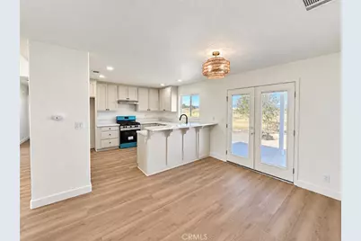 10968 Nambe, Apple Valley, CA 92308 - Photo 6