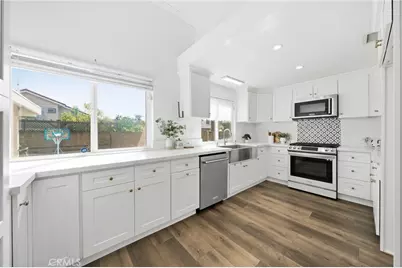 7081 Woodbury Court, Rancho Cucamonga, CA 91701 - Photo 12