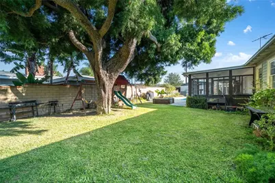 1106 S Lark Ellen, West Covina, CA 91791 - Photo 32