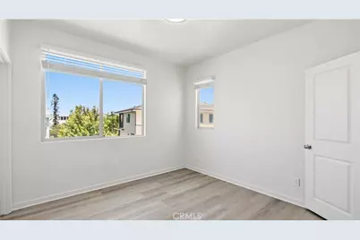 111 Episode, Irvine, CA 92618 - Photo 34