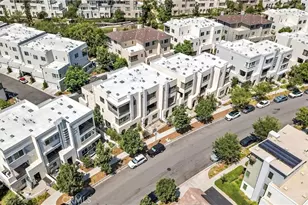 111 Episode, Irvine, CA 92618 - Photo 52