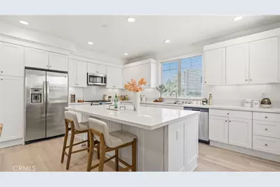 111 Episode, Irvine, CA 92618 - Photo 28