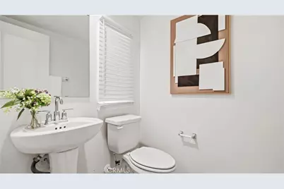 111 Episode, Irvine, CA 92618 - Photo 30