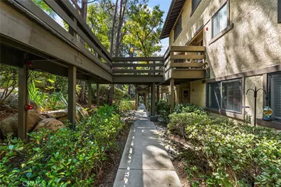 1052 Seco #104, Pasadena, CA 91103 - Photo 1