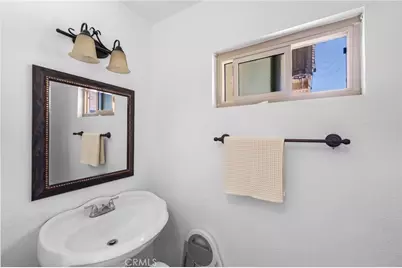 11366 Sage, Fontana, CA 92337 - Photo 8