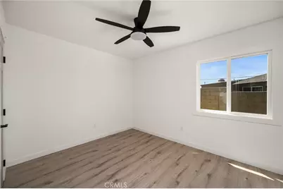 2430 W Bennett, Compton, CA 90220 - Photo 14