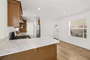 2193 Los Feliz Dr, Thousand Oaks, CA 91362 - Photo 10