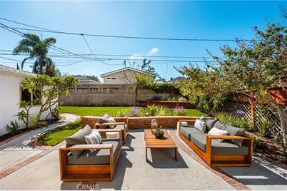2412 Sebald Avenue, Redondo Beach, CA 90278 - Photo 2