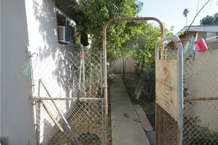 16653 E Queenside Dr, Covina, CA 91722 - Photo 18