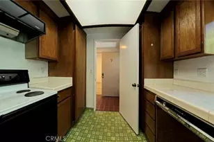 8671 Buena Tierra Pl, Buena Park, CA 90621 - Photo 14