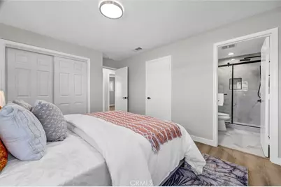 7060 Santa Ana, Buena Park, CA 90620 - Photo 24