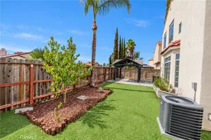 25099 Calle Entradero, Murrieta, CA 92563 - Photo 36