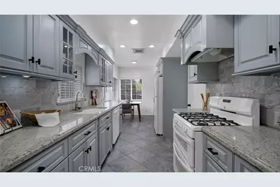 10207 Camarillo Street, Toluca Lake, CA 91602 - Photo 8