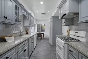 10207 Camarillo St, Toluca Lake, CA 91602 - Photo 8