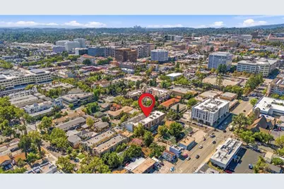 176 N Catalina Ave #102, Pasadena, CA 91106 - Photo 8
