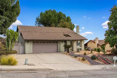 2923 Michelle Lane, Highland, CA 92346 - Photo 2