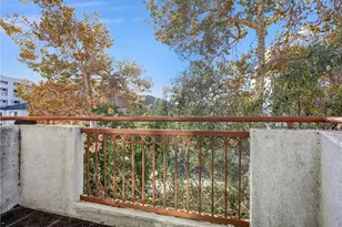 908 S Ardmore Ave, Los Angeles, CA 90006 - Photo 30