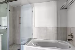 908 S Ardmore Ave, Los Angeles, CA 90006 - Photo 22