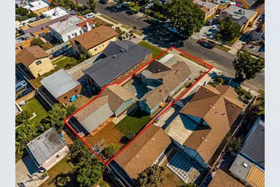 2047 W 78th Place, Los Angeles, CA 90047 - Photo 30