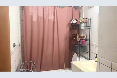 15169 Sequoia Avenue, Fontana, CA 92335 - Photo 8