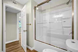 8221 Langdon Ave, Van Nuys, CA 91406 - Photo 12