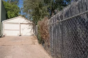 5049 Meridian, Los Angeles, CA 90042 - Photo 10