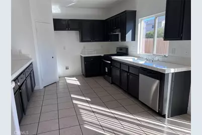 14601 Apache, Victorville, CA 92394 - Photo 2