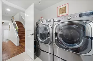 209 S Oakland, Pasadena, CA 91101 - Photo 40