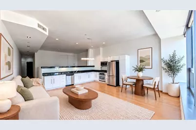 1100 Wilshire Boulevard #2507, Los Angeles, CA 90017 - Photo 2