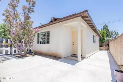 3242 Hereford Court #B, Simi Valley, CA 93063 - Photo 1